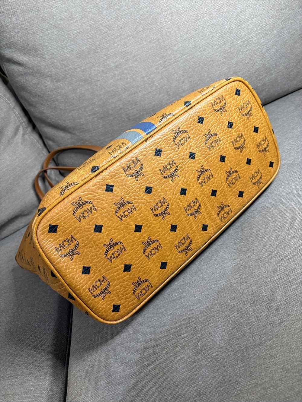 MCM Cognac Visetos Stripe Shopper Tote with Dog Bone Charm & COA - Picture 6 of 16